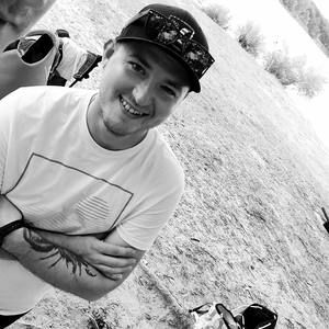 Meet your Posher, Travis